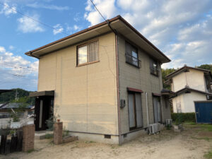 福山・外壁塗装・施工前・外壁のひび割れ